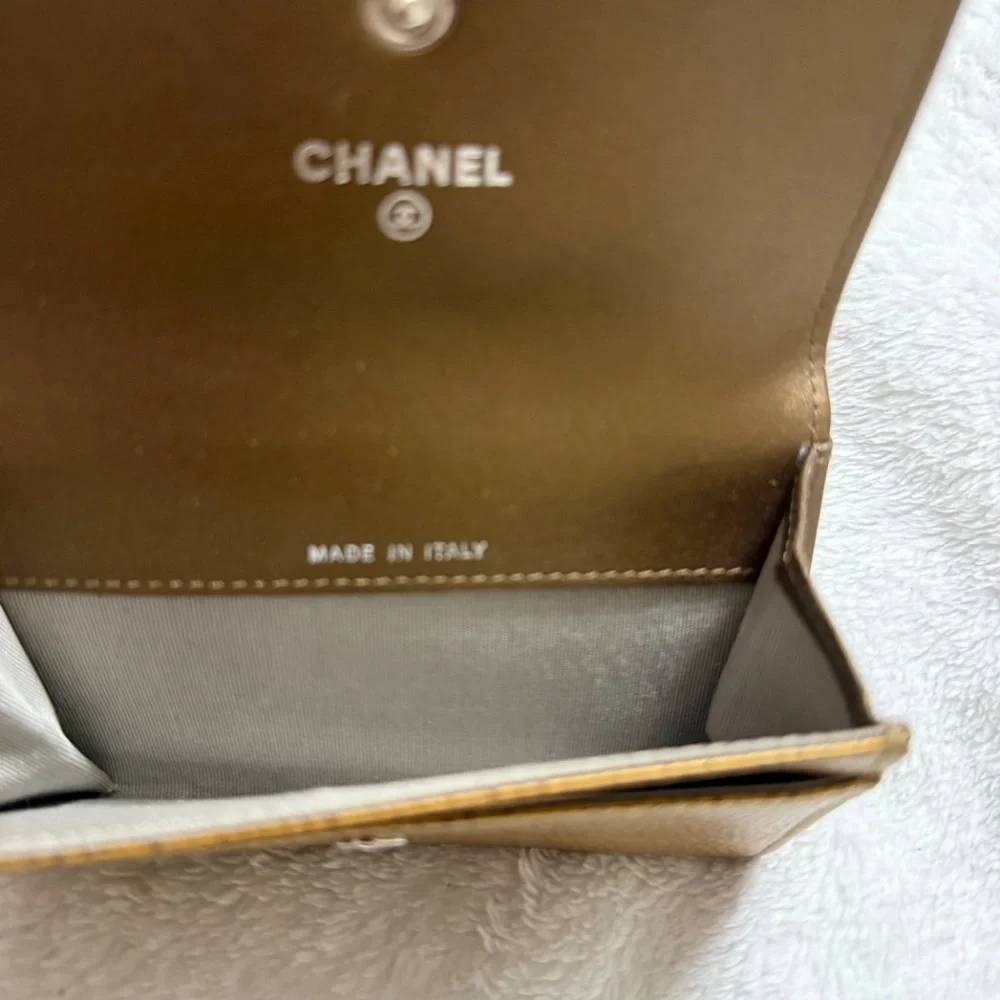 Chanel card holder includes box and shopping bag - Picture 2 of 9